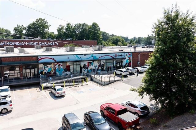 1294 Almont SW Drive, Atlanta, GA 30310