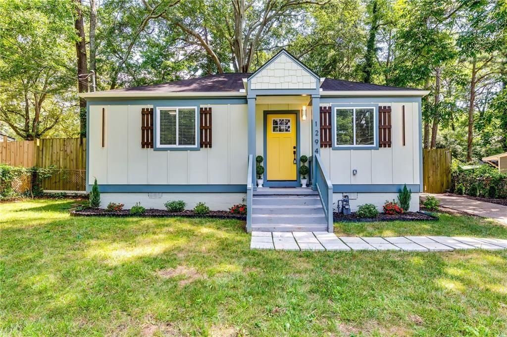 1294 Almont SW Drive, Atlanta, GA 30310