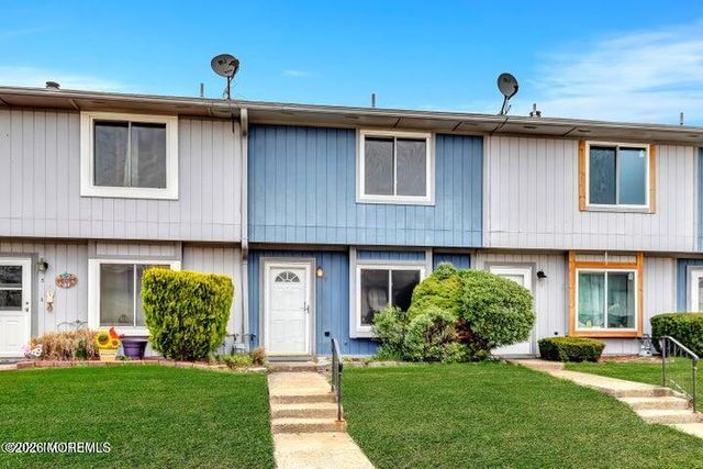 7 Creek Road, Brick, NJ 08724