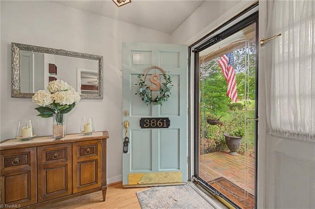 3861 Tangle Lane, Winston-salem, NC 27106