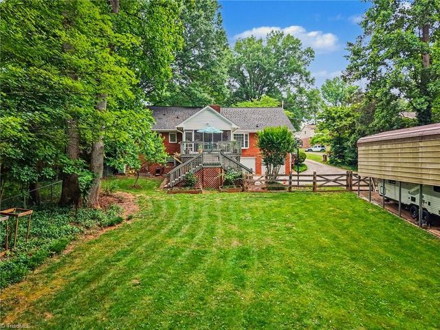 3861 Tangle Lane, Winston-salem, NC 27106