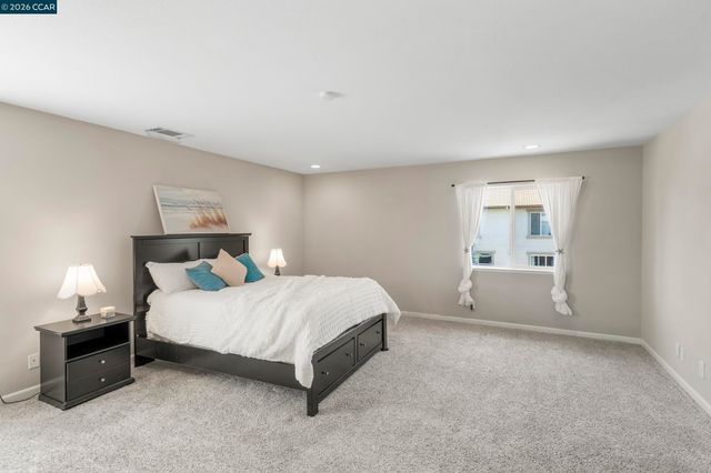 38 Keith Ct, Oakley, CA 94561