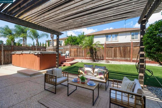 38 Keith Ct, Oakley, CA 94561