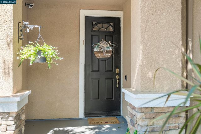 38 Keith Ct, Oakley, CA 94561