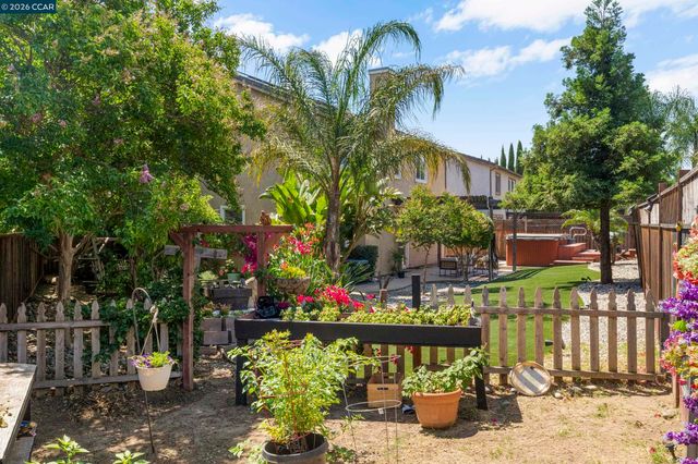 38 Keith Ct, Oakley, CA 94561