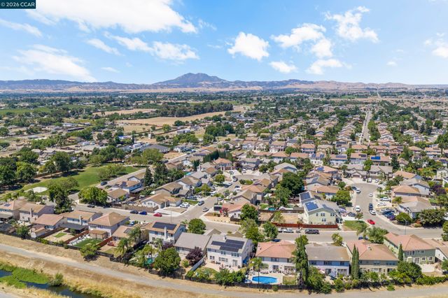 38 Keith Ct, Oakley, CA 94561