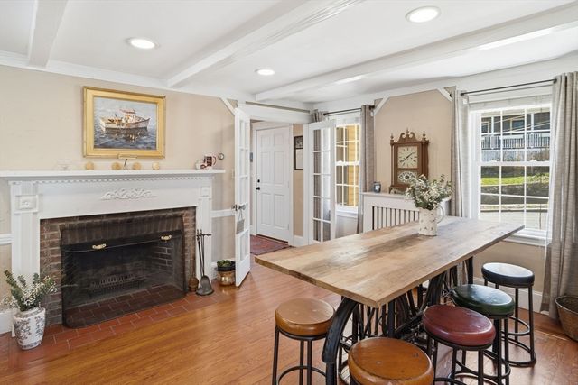 11 North Ave, Melrose, MA 02176