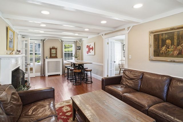 11 North Ave, Melrose, MA 02176