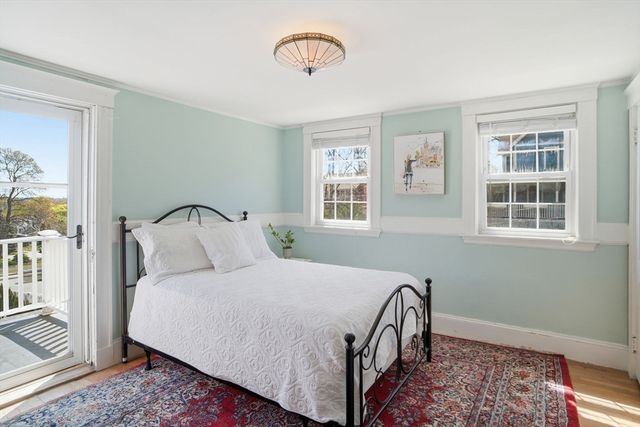 11 North Ave, Melrose, MA 02176