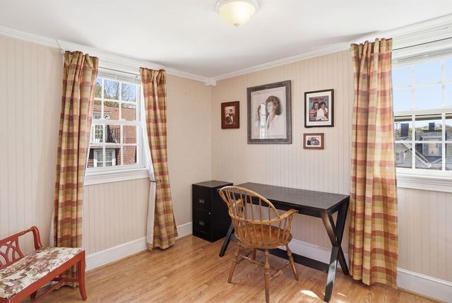 11 North Ave, Melrose, MA 02176