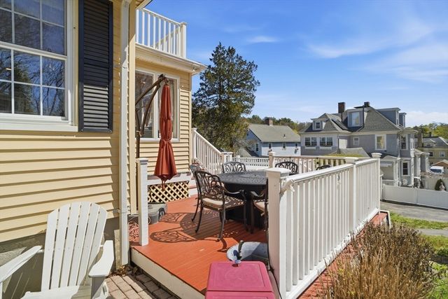 11 North Ave, Melrose, MA 02176