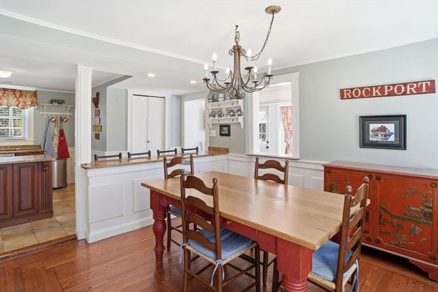 11 North Ave, Melrose, MA 02176