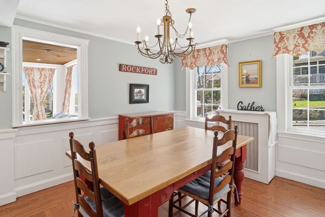 11 North Ave, Melrose, MA 02176