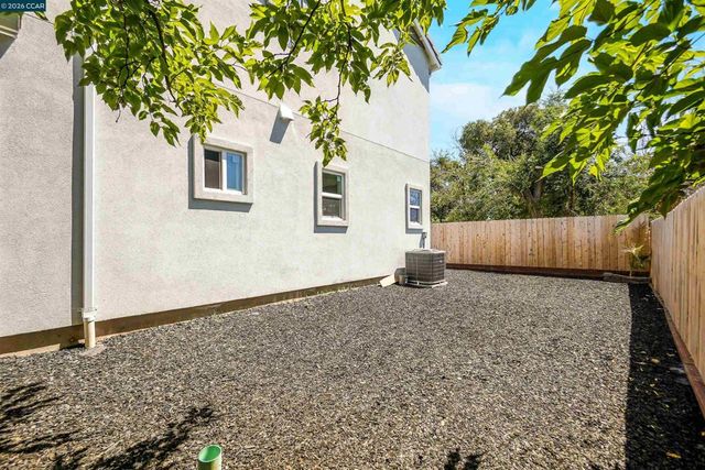 2722 2722 Cowell Rd, Concord, CA 94518