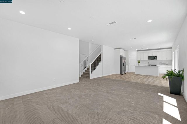 2722 2722 Cowell Rd, Concord, CA 94518