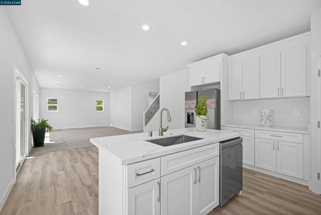 2722 2722 Cowell Rd, Concord, CA 94518