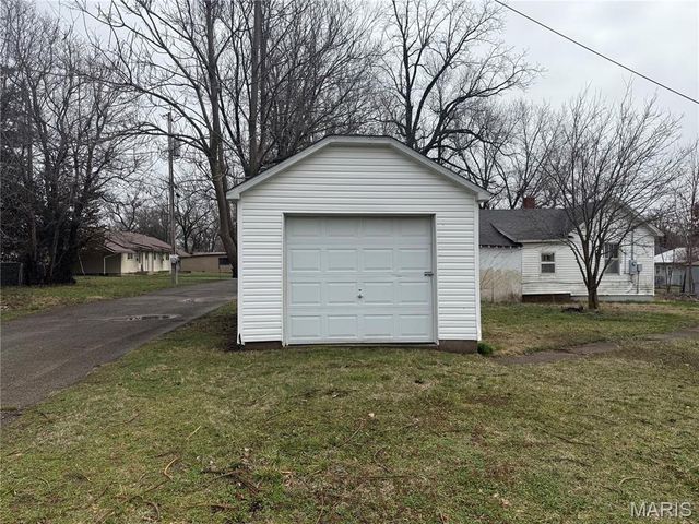 360 W 5th Street, Lebanon, MO 65536