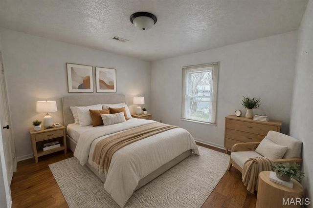 360 W 5th Street, Lebanon, MO 65536