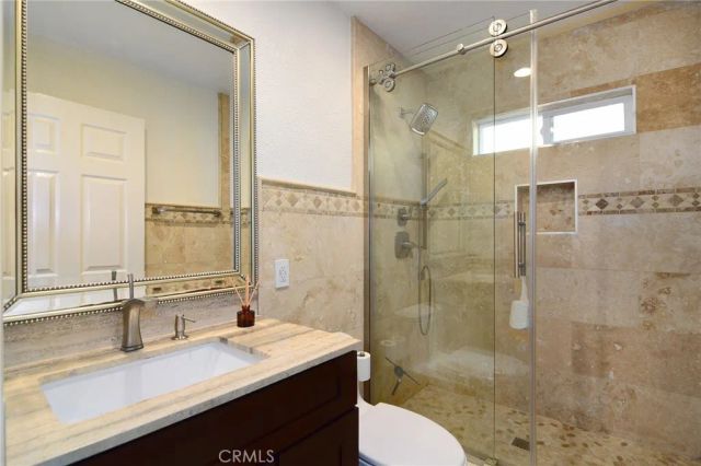 6347 Wynne Avenue, Tarzana, CA 91335