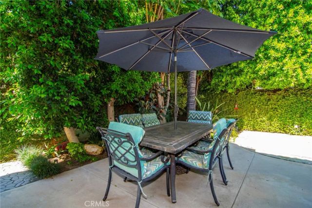 6347 Wynne Avenue, Tarzana, CA 91335