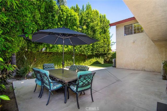 6347 Wynne Avenue, Tarzana, CA 91335