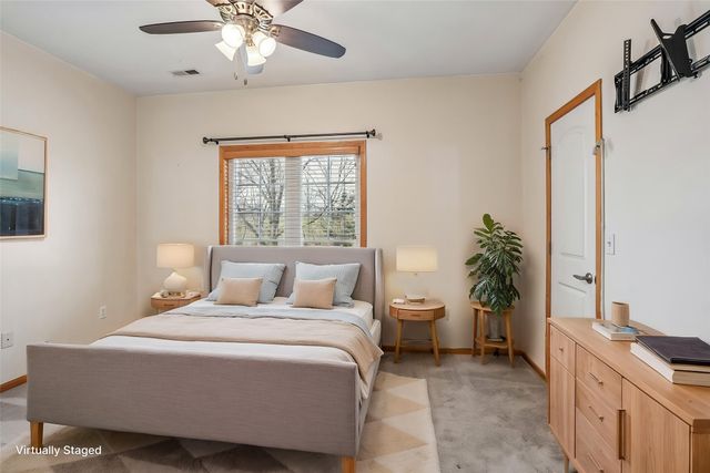 1655 34th Avenue SW 1, Altoona, IA 50009