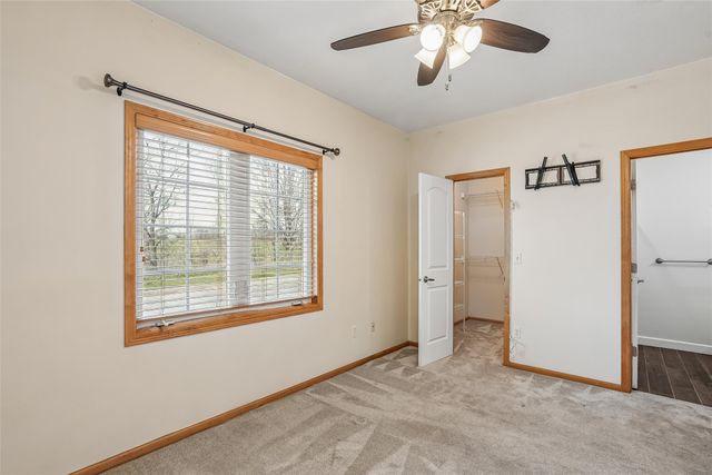 1655 34th Avenue SW 1, Altoona, IA 50009