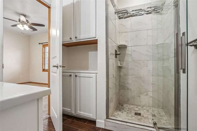 1655 34th Avenue SW 1, Altoona, IA 50009