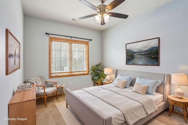 1655 34th Avenue SW 1, Altoona, IA 50009