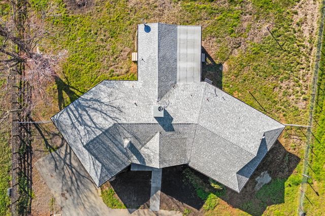 22809 Venzke Road, Cottonwood, CA 96022