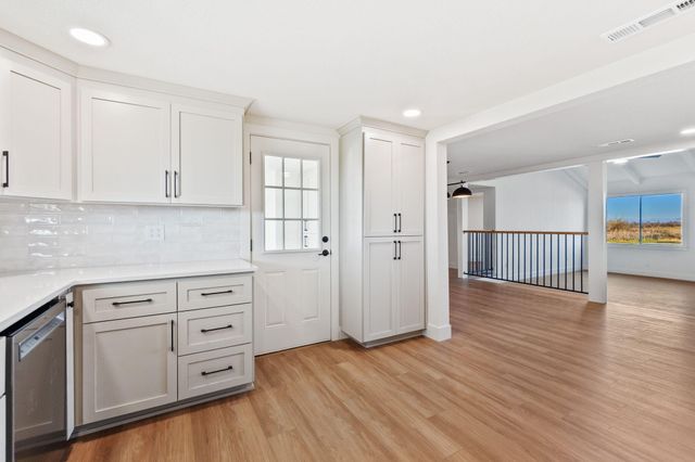 22809 Venzke Road, Cottonwood, CA 96022