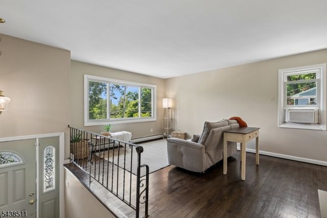 26 Valley View Dr, Rockaway Twp., NJ 07866