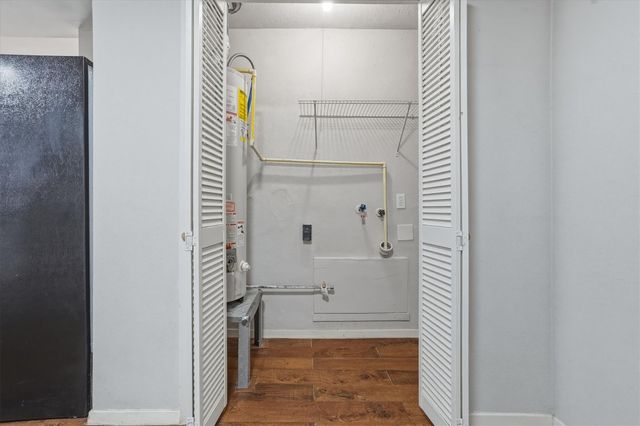 5734 Arthington Street, Houston, TX 77053