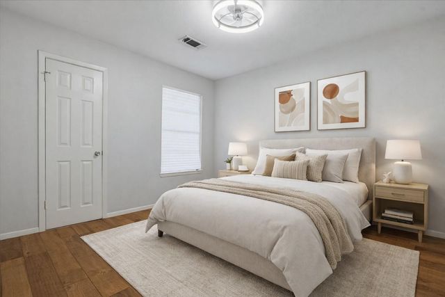 5734 Arthington Street, Houston, TX 77053