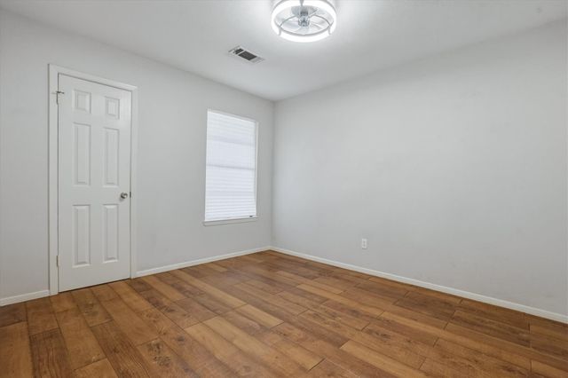 5734 Arthington Street, Houston, TX 77053