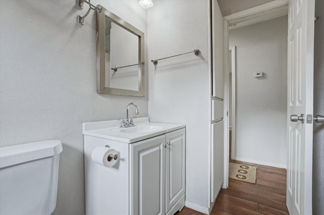 5734 Arthington Street, Houston, TX 77053