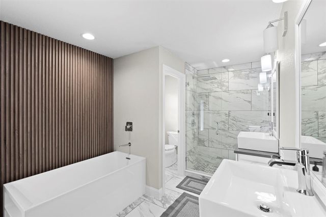 10525 HOMESTEAD DRIVE, Tampa, FL 33618