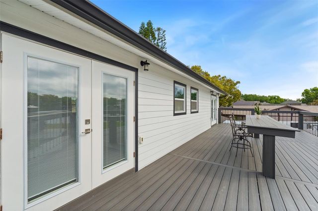 10525 HOMESTEAD DRIVE, Tampa, FL 33618