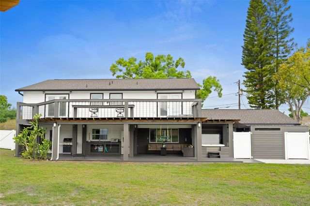 10525 HOMESTEAD DRIVE, Tampa, FL 33618