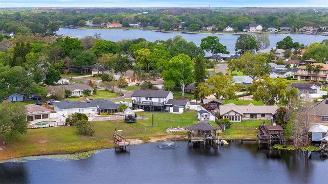 10525 HOMESTEAD DRIVE, Tampa, FL 33618