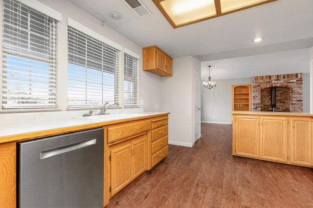 2800 E Linwood Ave, Turlock, CA 95380