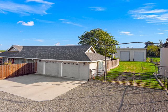 2800 E Linwood Ave, Turlock, CA 95380