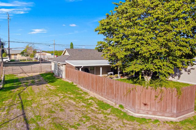2800 E Linwood Ave, Turlock, CA 95380