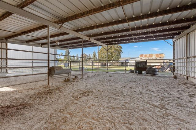 2800 E Linwood Ave, Turlock, CA 95380