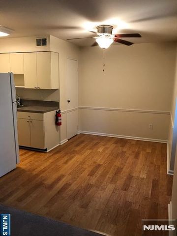 360 Knickerbocker Road 21, Dumont, NJ 07628