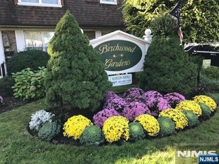 360 Knickerbocker Road 21, Dumont, NJ 07628