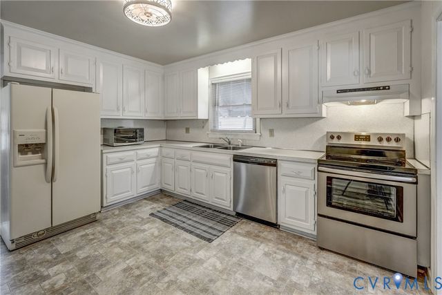 7371 Penrith Dr, Mechanicsville, VA 23116