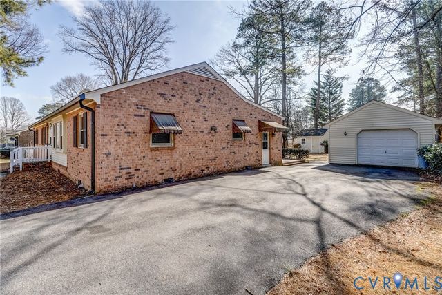 7371 Penrith Dr, Mechanicsville, VA 23116