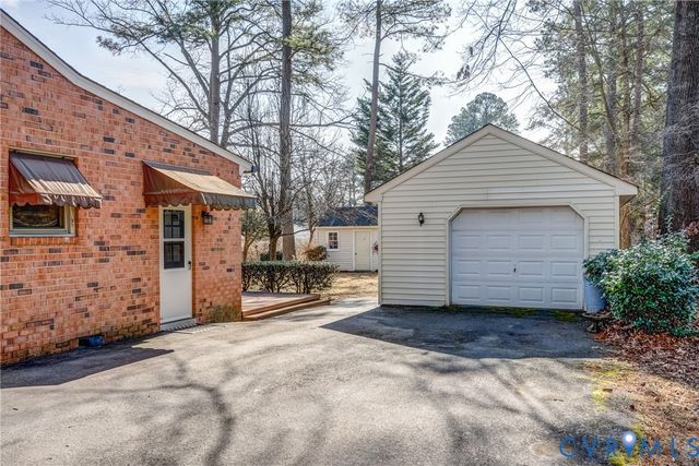 7371 Penrith Dr, Mechanicsville, VA 23116
