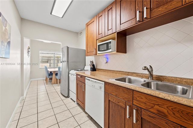 1125 NE 5th Ave 1, Fort Lauderdale, FL 33304